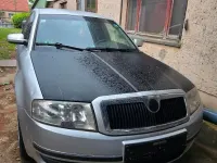Gebraucht Skoda Superb 150 PS (110 kW) 2002 Silber Limousine