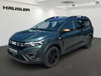 Gebraucht Dacia Jogger 141 PS (103 kW) 2024 Zedergrün metallic Van / Kleinbus