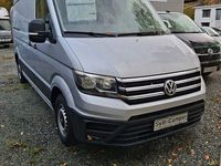 Gebraucht VW Crafter Trendline 140 PS (102 kW) 2022 Silber Van
