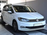 Gebraucht VW Touran Highline 150 PS (110 kW) 2016 Weiß Van / Kleinbus