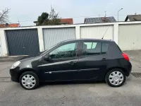 Używany Renault Clio III 60 KM (44 kW) 2006 Czarny Hatchback