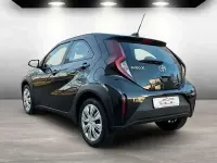 Gebraucht Toyota Aygo X X-play 72 PS (52 kW) 2023 Schwarz SUV