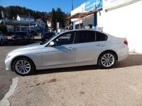 Gebraucht BMW 320 Advantage 184 PS (135 kW) 2017 Silber Limousine