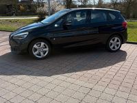 Gebraucht BMW 225 iPerformance 100 PS (73 kW) 2019 Schwarz Kombi