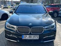 Gebraucht BMW 750 Sport Line 400 PS (294 kW) 2019 Schwarz Limousine