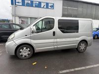 Gebraucht Opel Vivaro 135 PS (99 kW) 2006 Silber Van / Kleinbus