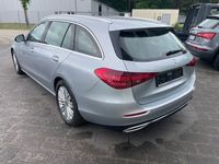 Gebraucht Mercedes C200 204 PS (150 kW) 2022 Silber Kombi