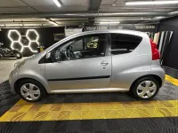 Gebraucht Peugeot 107 69 PS (50 kW) 2007 Kleinwagen