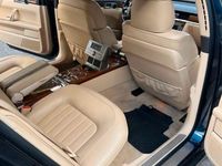 Second-hand VW Phaeton 239 CP (175 kW) 2013 Albastru Berlinǎ
