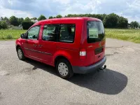 Gebraucht VW Caddy Team 80 PS (58 kW) 2010 Rot Van / Kleinbus