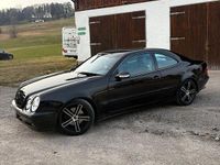 Gebraucht Mercedes CLK320 Avantgarde 218 PS (160 kW) 1999 Schwarz Coupé