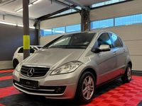 Gebraucht Mercedes A160 82 PS (60 kW) 2011 Silber Limousine