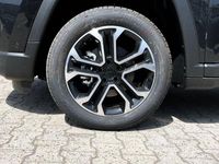 Gebraucht Jeep Compass Limited 131 PS (96 kW) 2023 Solid black SUV