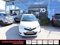 Gebraucht Toyota Yaris Cool 69 PS (50 kW) 2013 Silber Kleinwagen