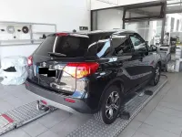 Gebraucht Suzuki Vitara Comfort 120 PS (88 kW) 2017 Schwarz SUV