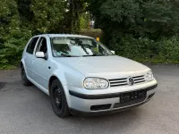 Gebraucht VW Golf IV 100 PS (73 kW) 1999 Silber Kleinwagen