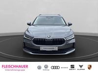 Gebraucht Skoda Superb Essence 204 PS (150 kW) 2025 Graphitegrau metallic Kombi