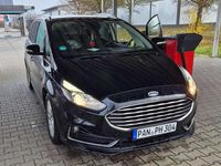 Gebraucht Ford S-MAX Titanium 150 PS (110 kW) 2019 Schwarz Van / Kleinbus