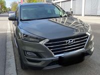 gebraucht Hyundai Tucson 1.6, Top Zustand, 8 Fach bereift