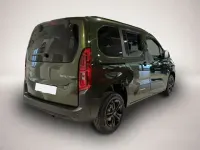 Gebraucht Citroën Berlingo 131 PS (96 kW) 2026 Grün Van / Kleinbus