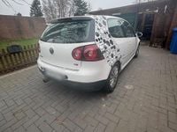 Gebraucht VW Golf V 85 PS (62 kW) 2008 Weiß Kleinwagen