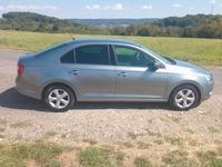 Gebraucht Skoda Rapid Ambition 105 PS (77 kW) 2013 Grau Limousine