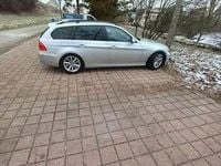 Gebraucht BMW 325 197 PS (144 kW) 2007 Limousine