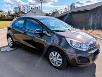 Gebraucht Kia Rio 109 PS (80 kW) 2012 Braun Kleinwagen