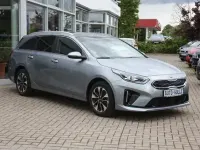 Gebraucht Kia Ceed Spirit 141 PS (103 kW) 2020 Grau Kleinwagen