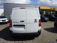 Gebraucht Fiat e-Scudo 100 kW (136 PS) 2023 Weiß Van / Kleinbus