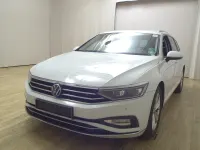 Używany VW Passat Elegance 200 KM (147 kW) 2023 Biały Kombi