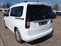 Neu Ford Tourneo Connect Titanium 116 PS (85 kW) 2026 Weiß Van / Kleinbus