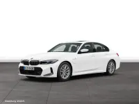 Gebraucht BMW 330e 292 PS (214 kW) 2025 Weiß Limousine