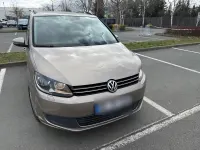 Gebraucht VW Touran 150 PS (110 kW) 2012 Gold Van / Kleinbus