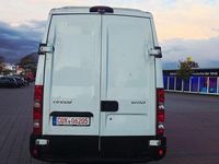 Gebraucht Iveco Daily 106 PS (77 kW) 2014 Weiß Limousine