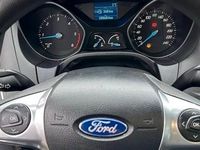 Gebraucht Ford Focus 105 PS (77 kW) 2011 Weiß Kombi