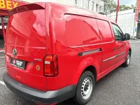Gebraucht VW Caddy 102 PS (75 kW) 2018 Rot Van / Kleinbus
