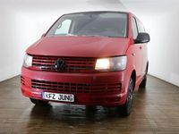 Gebraucht VW Caravelle 102 PS (75 kW) 2016 Rot Van / Kleinbus