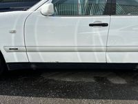 Brugt Mercedes E280 193 HK (141 kW) 1996 Hvid Sedan