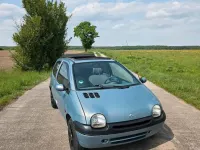 Używany Renault Twingo 59 KM (43 kW) 2002 Niebieski Hatchback