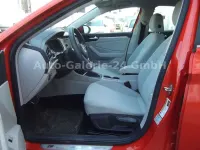 Gebraucht VW Jetta R 150 PS (110 kW) 2019 Orange Limousine