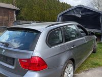 Gebraucht BMW 320 Exclusive 184 PS (135 kW) 2012 Grau Kombi