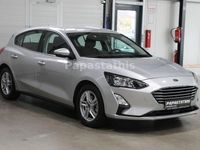 Gebraucht Ford Focus Cool & Connect 125 PS (91 kW) 2021 Silber Limousine