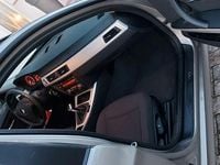 Gebraucht BMW 320 170 PS (125 kW) 2012 Gold Kombi