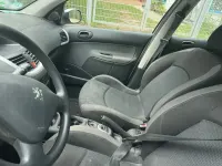 Gebraucht Peugeot 206 Basis 75 PS (55 kW) 2010 Grau Limousine