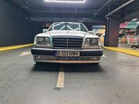 Gebraucht Mercedes 220 150 PS (110 kW) 1995 Silber