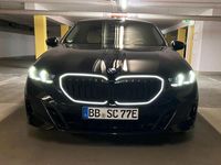 Gebraucht BMW 530e M Sport 190 PS (139 kW) 2025 Schwarz Limousine