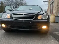 Gebraucht Mercedes C180 148 PS (108 kW) 2005 Schwarz Kombi
