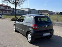 Second-hand VW Fox 54 CP (39 kW) 2006 Gri Hatchback