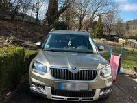Gebraucht Skoda Yeti 2015 Gold SUV